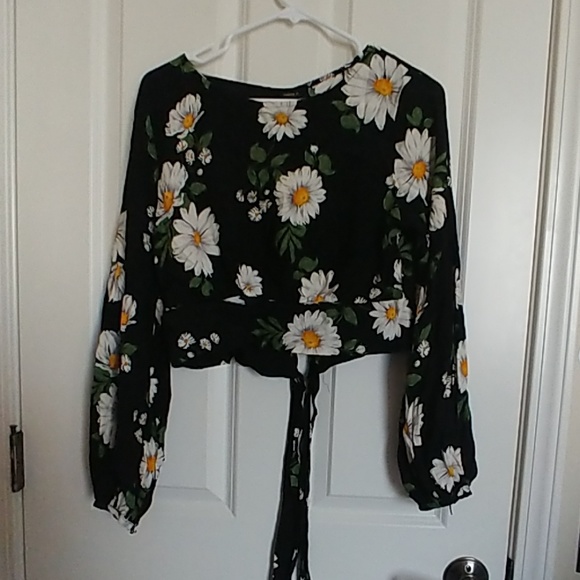 Black Floral Top - Picture 1 of 4